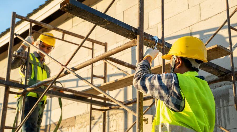 Professional gutter cleaning in Eleva, WI